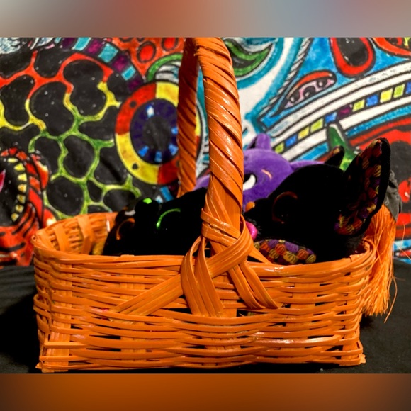 Halloween Plush Bat Spider Assortment in Vintage Orange Witch Basket - Picture 7 of 11